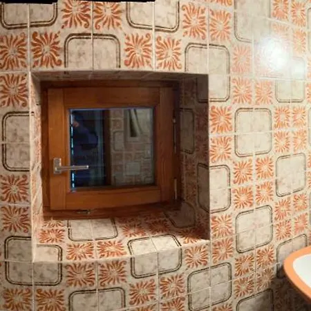 Hisa P'r Kobalu إيدرييا