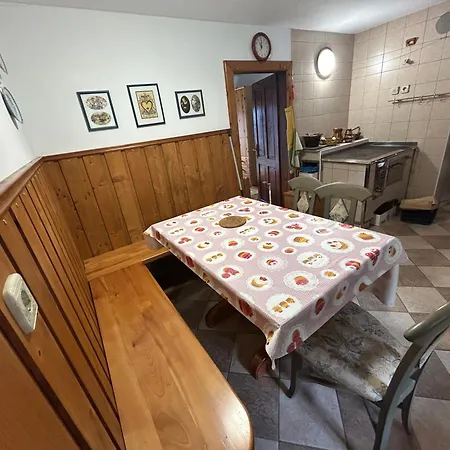 Hisa P'r Kobalu Casa de Férias