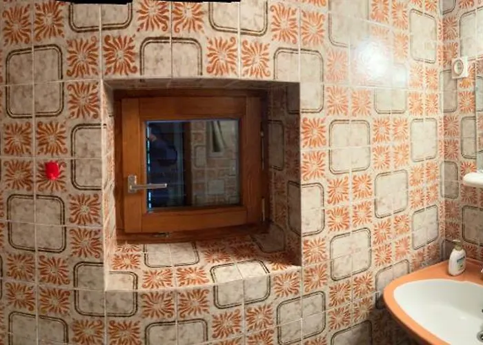 Hisa P'r Kobalu Idrija